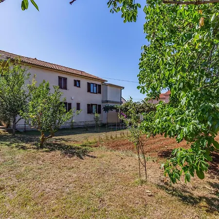 Piękne Mieszkanie Z 1 Sypialnią W Medulinie Apartament
